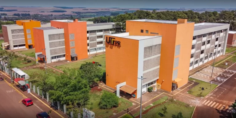 UTFPR de Toledo abre vaga para professor substituto