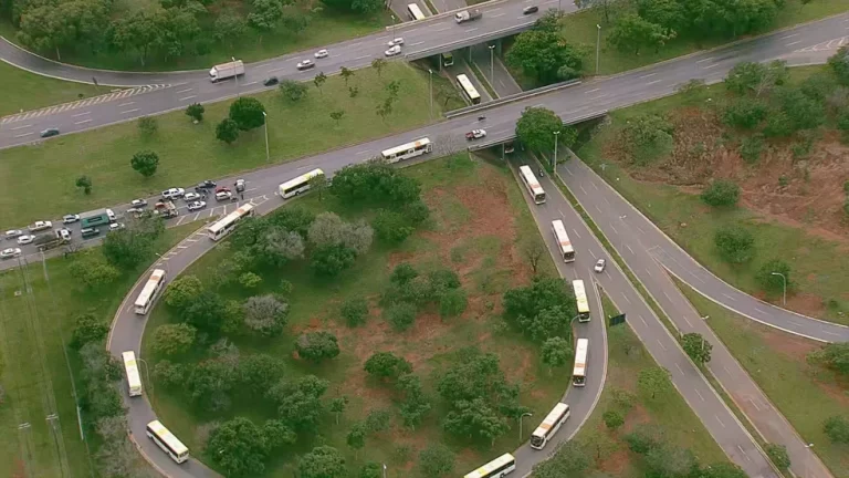 Quebra-quebra em Brasília: veja donos de veículos apreendidos por ordem do STF; há vários ônibus do Paraná, inclusive do Oeste