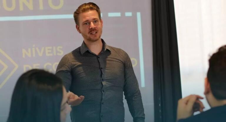 Curso de oratória acontece neste sábado em Marechal Rondon; interessados ainda podem se inscrever