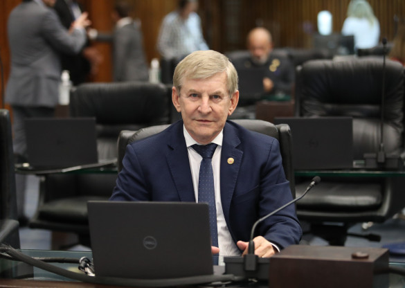 Elio Rusch deixa Assembleia depois de quase 32 anos defendendo as causas populares