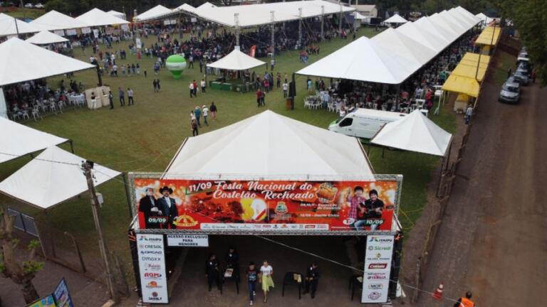 Mercedes divulga agenda de eventos de 2023