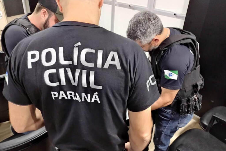 Polícia Civil cumpre 25 mandados em operação contra criminosos que roubam cargas no Paraná