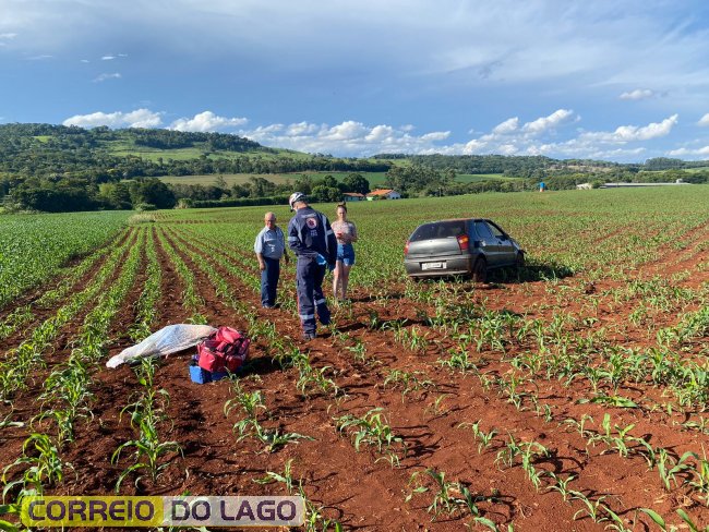Homem morre após ser ejetado em capotamento em Santa Helena