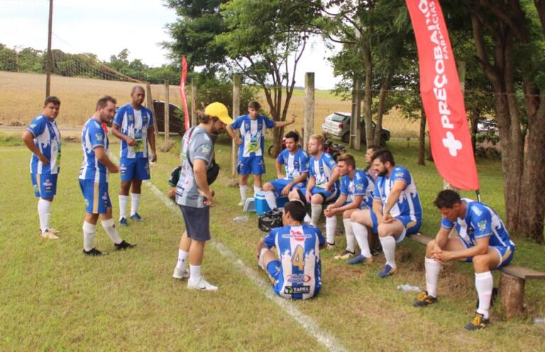 Jogos da 5ª Copa Irineu Kuhn definem semifinalistas neste sábado em Quatro Pontes