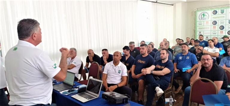 Paraná Handebol projeta temporada 2023