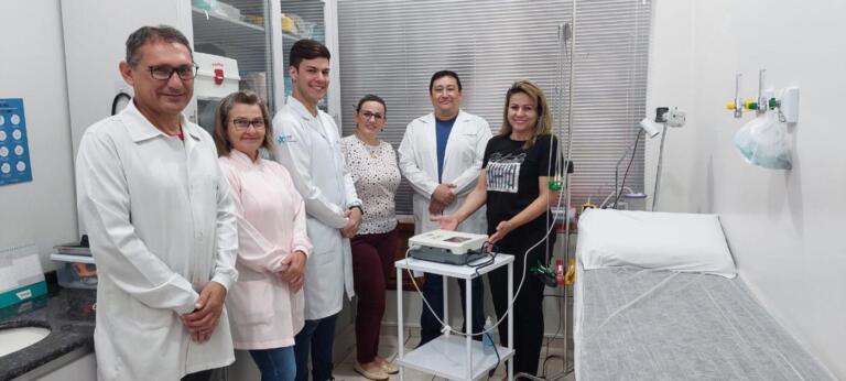 Centro de Saúde de Quatro Pontes recebe aparelho de eletrocardiograma