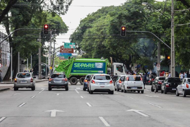 Dnit intensificará notificação de dívidas de proprietários de veículos