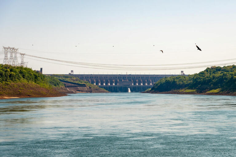 Itaipu aciona Comissão Especial de Cheias para acompanhar aumento do Rio Paraná