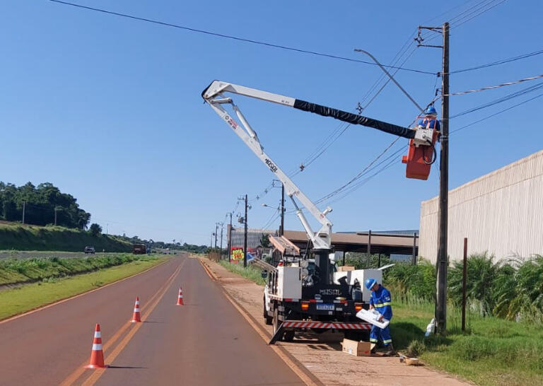 Prefeitura de Quatro Pontes implanta nova iluminação pública às margens da BR-163
