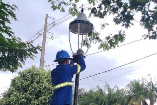 Iniciada substituição de luminárias na área urbana de Quatro Pontes
