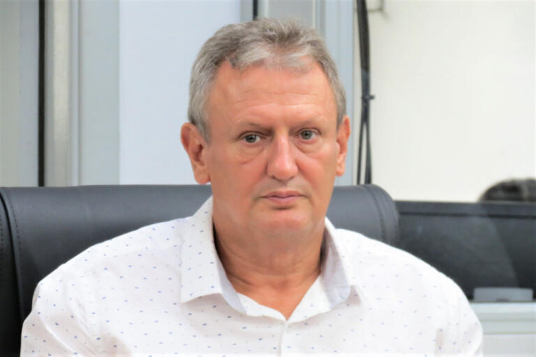 Carlinhos Silva sugere instalação de cisterna no Colégio Antônio Maximiliano Ceretta