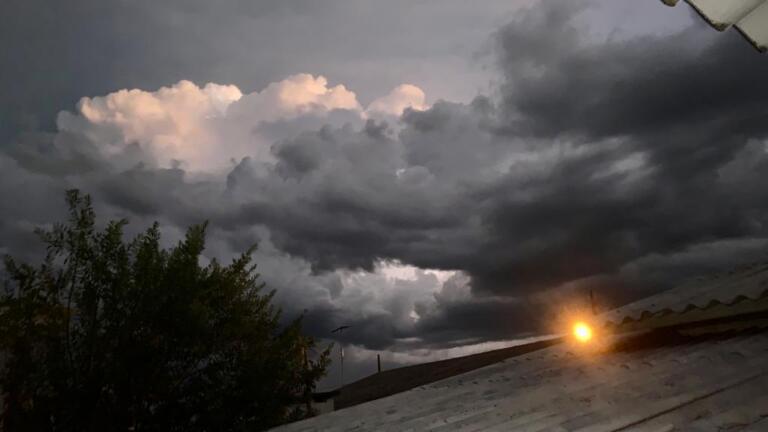 Sul do Brasil deve receber 100 milímetros de chuva; veja a previsão do tempo para a semana