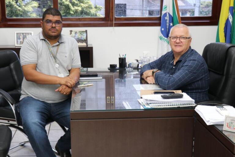 Prefeito de Pato Bragado busca soluções para acabar com interrupções de energia elétrica