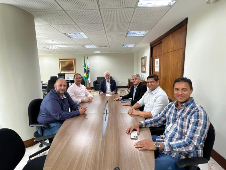 Prefeitos de Maripá, Palotina e Assis debatem pautas regionais com vice-governador Darci Piana