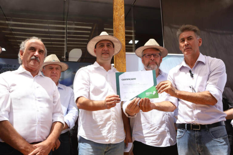 BRDE libera R$ 240 milhões para cooperativas, empresas e compra de ônibus elétricos