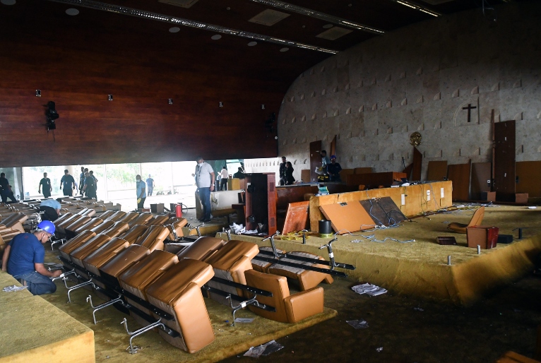 PGR denuncia mais 139 pessoas por participação nos atos em Brasília