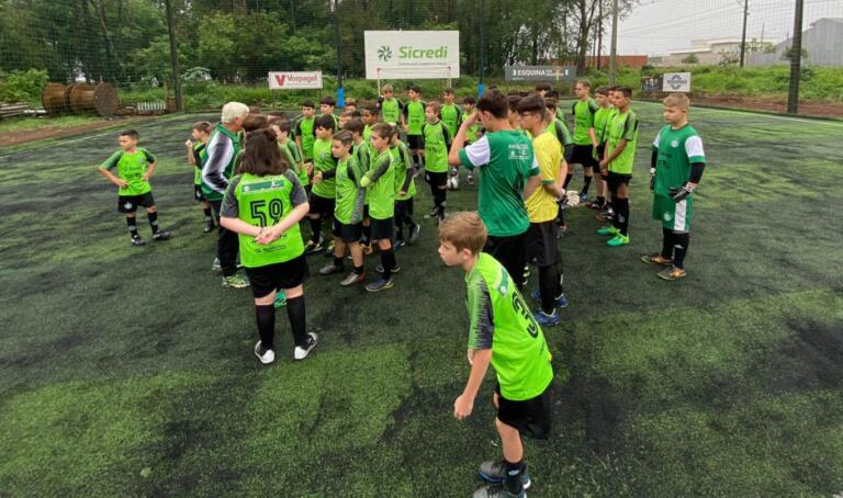 Escola Coxa Marechal está com matrículas abertas para alunos de 5 a 17 anos