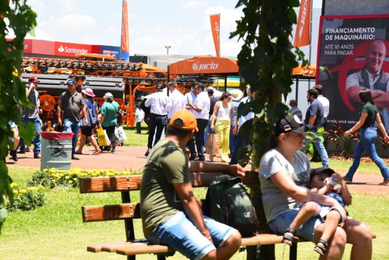 Com 102.818 visitantes, 35º Show Rural alcança número histórico de público para um só dia
