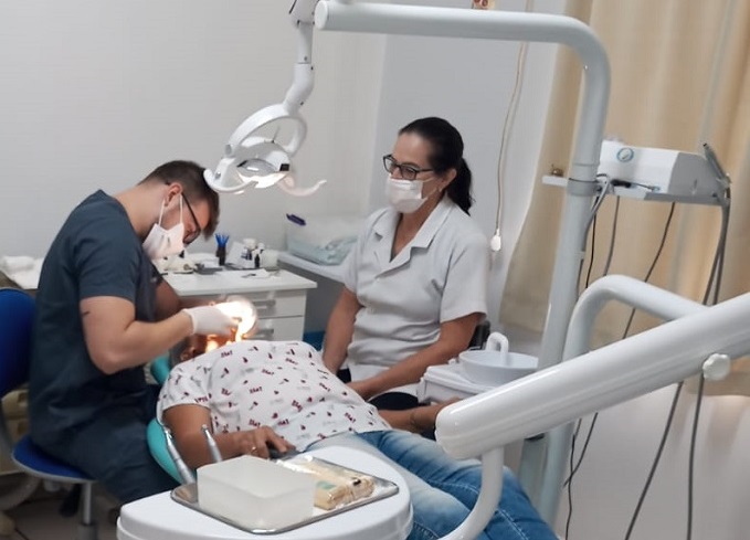 Saúde rondonense promove triagem de pacientes para tratamento endodôntico
