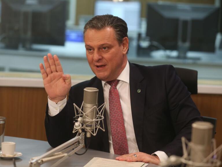 Plano Safra será ancorado na agricultura de baixa emissão de carbono, informa ministro