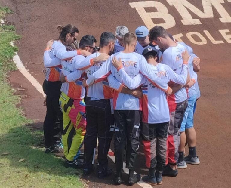 Aprove Bicicross conquista 3º lugar na 1ª etapa do Paranaense