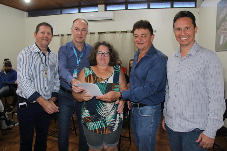 30 contratos do Casa Fácil são assinados em Nova Santa Rosa