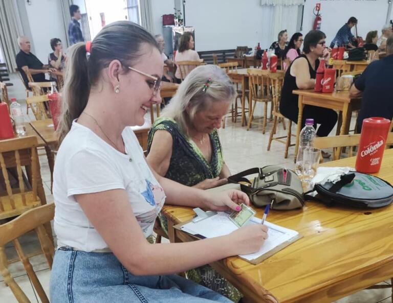 Ações de prevenção ao câncer colorretal são realizadas em Marechal Rondon