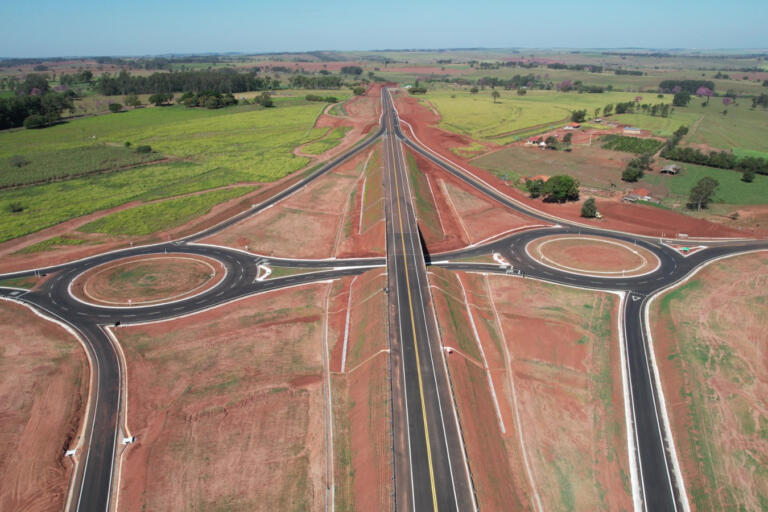 Estado lança campanha para apresentar grandes obras em andamento