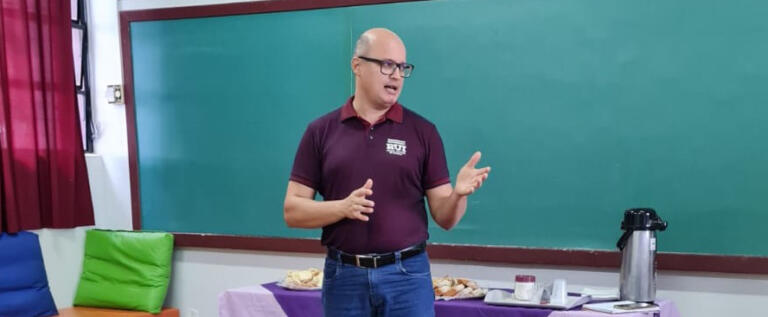 Rui Barbosa divulga projetos do colégio e anuncia volta do Sistema Positivo