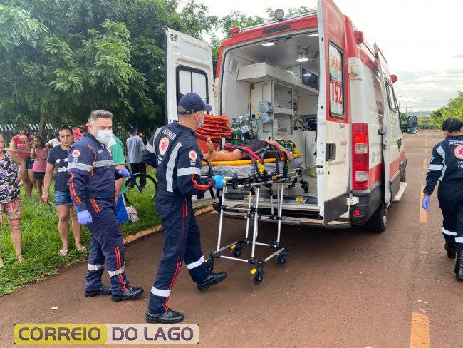 Ciclista fica ferido após ser atingido por caminhonete em Santa Helena