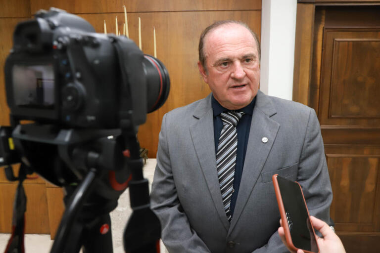 Roberto Kaefer é o novo presidente da Sindiavipar