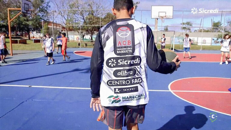 Projeto de basquete rondonense ensina crianças e jovens a fazerem bonito dentro e fora de quadra