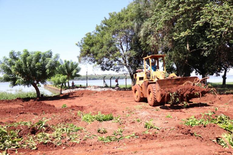 Iniciada pavimentação de acesso ao atracadouro sul em Porto Mendes