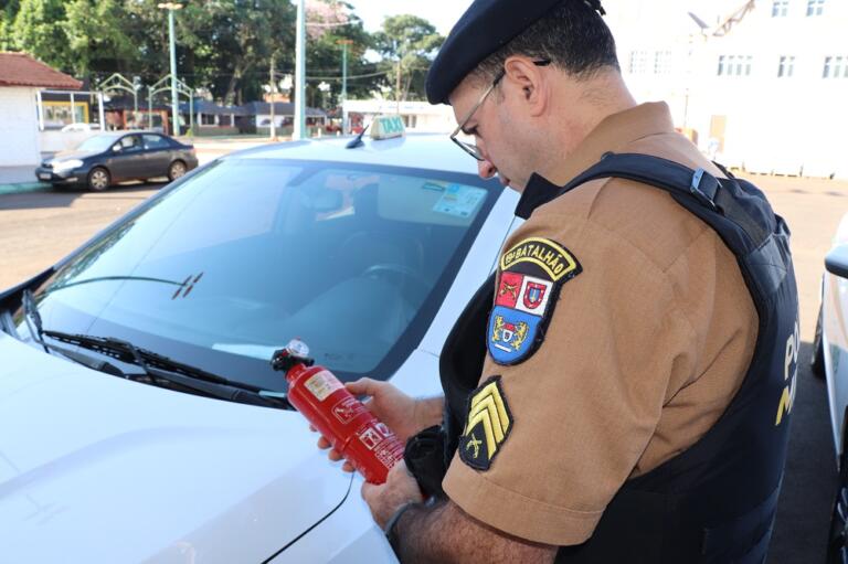 Veículos de interessados em atuar como taxistas são vistoriados em Marechal Rondon