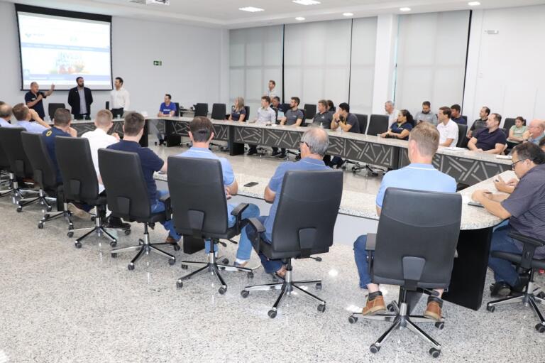 Paraná Competitivo é apresentado para empresários rondonenses