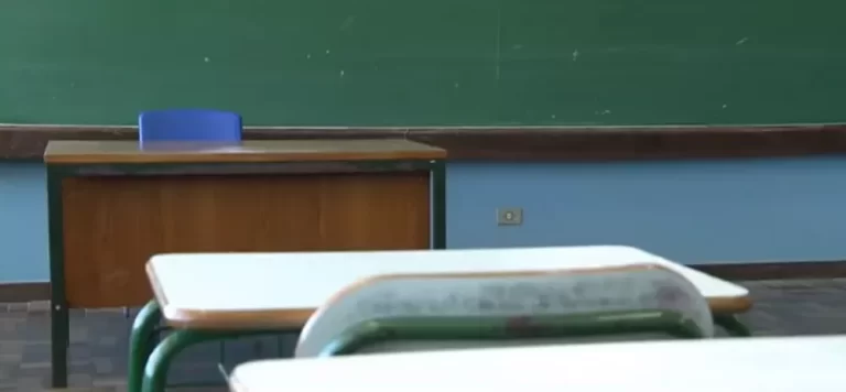 Paraná tem menor número do Brasil de alunos de Ensino Médio em horário integral, indica pesquisa
