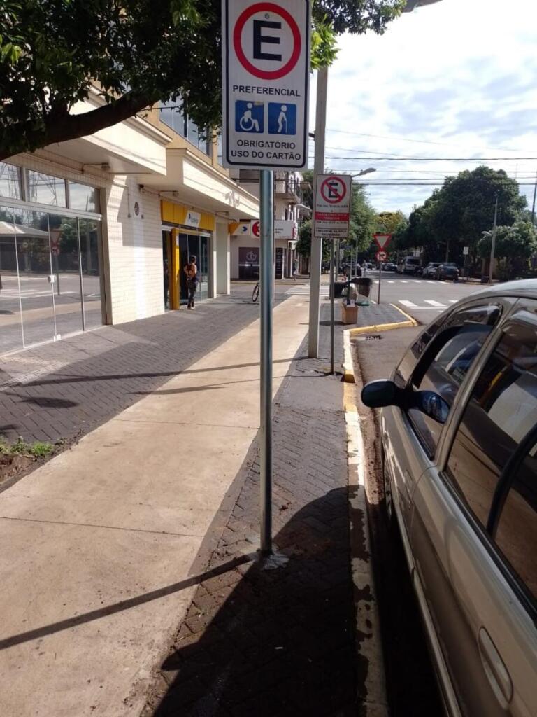 Vagas de estacionamento preferencial são ampliadas no centro rondonense