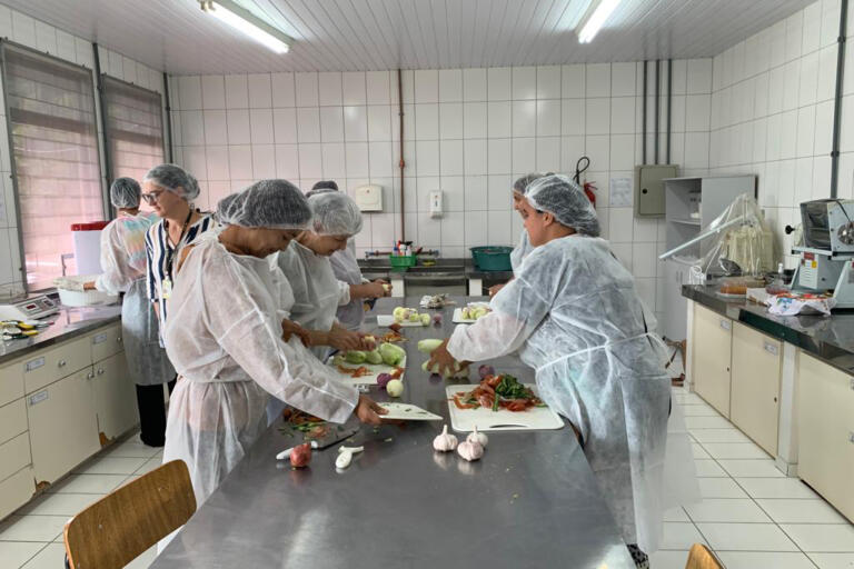 Projeto da Unicentro capacita mulheres vítimas de violência doméstica