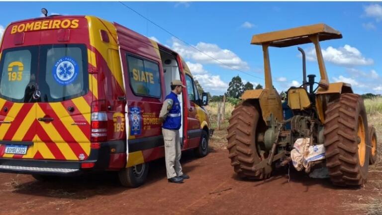 Mulher morre ao ser atropelada por trator em Cascavel; criança presencia acidente