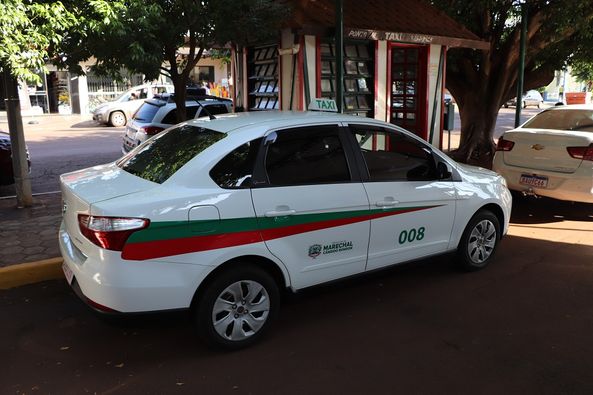 Prefeitura habilita novo número de telefone aos taxistas na rodoviária de Marechal Rondon