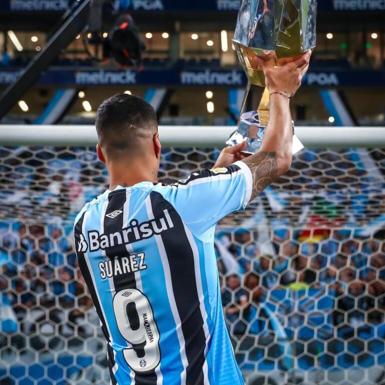 Com 42 troféus, Grêmio conquista Gauchão pela sexta vez consecutiva e fica a três títulos do Inter