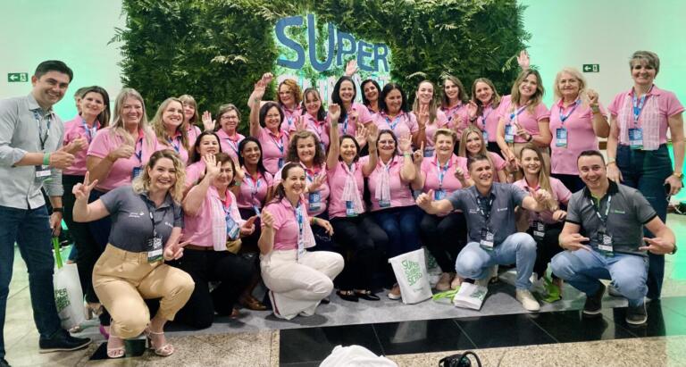 Super Summit Sicredi reúne mil pessoas para debater lideranças plurais