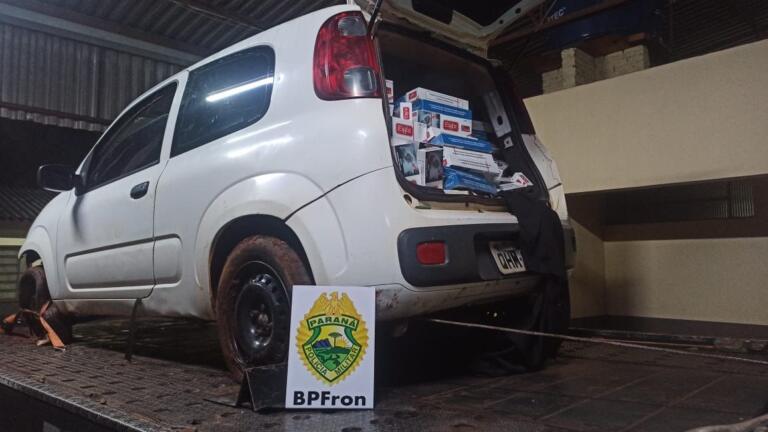 BPFron apreende carro carregado com cigarros contrabandeados em Guaíra