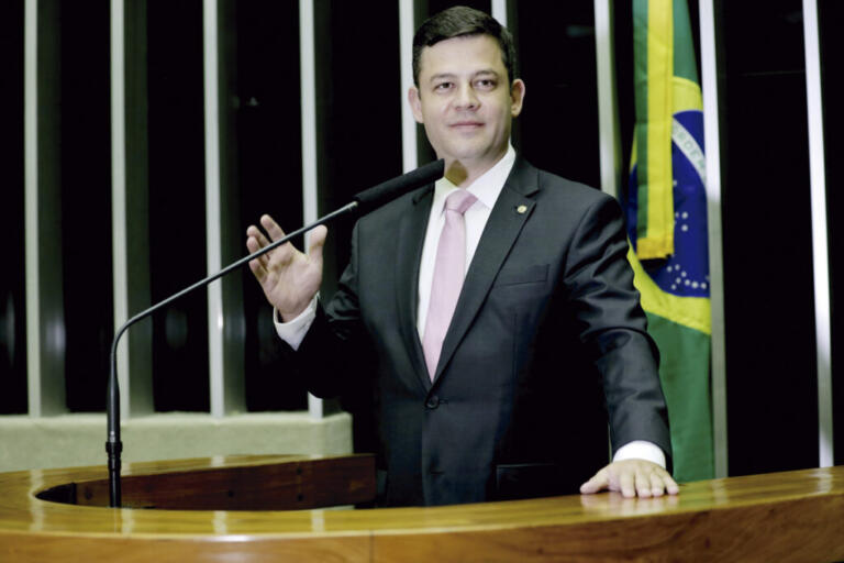 Discussões na Comissão de Agricultura da Câmara serão técnicas, diz Tião Medeiros