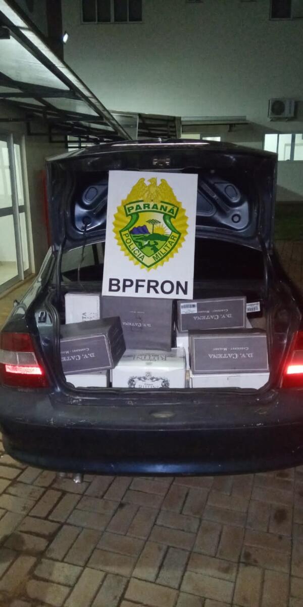 Veículo carregado com vinhos argentinos é apreendido no Oeste do Paraná