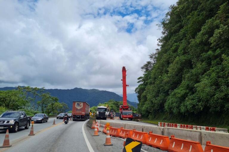 DER conclui contenção emergencial no km 41 da BR-277
