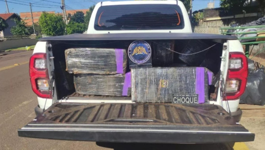 Meia tonelada de maconha é apreendida dentro de caminhonete em Pato Bragado