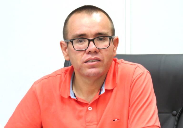 Gordinho do Suco propõe repasse de novo veículo ao Lar Rosas Unidas