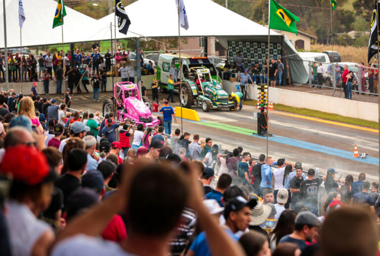 GP Maripá de Arrancada de Tratores terá 13 equipes na disputa pelo título neste fim de semana