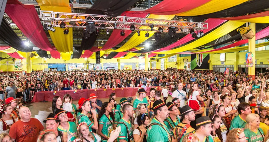 Am Freitag beginnt das 20. Deutsche Fest, das traditionelle deutsche Requiemfest – die Gegenwart